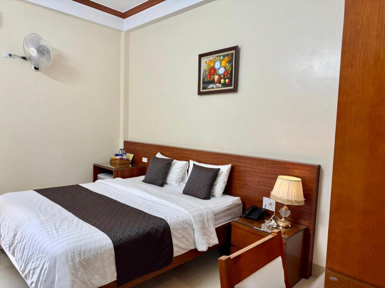 Royal Hotel Ha Giang Exterior photo